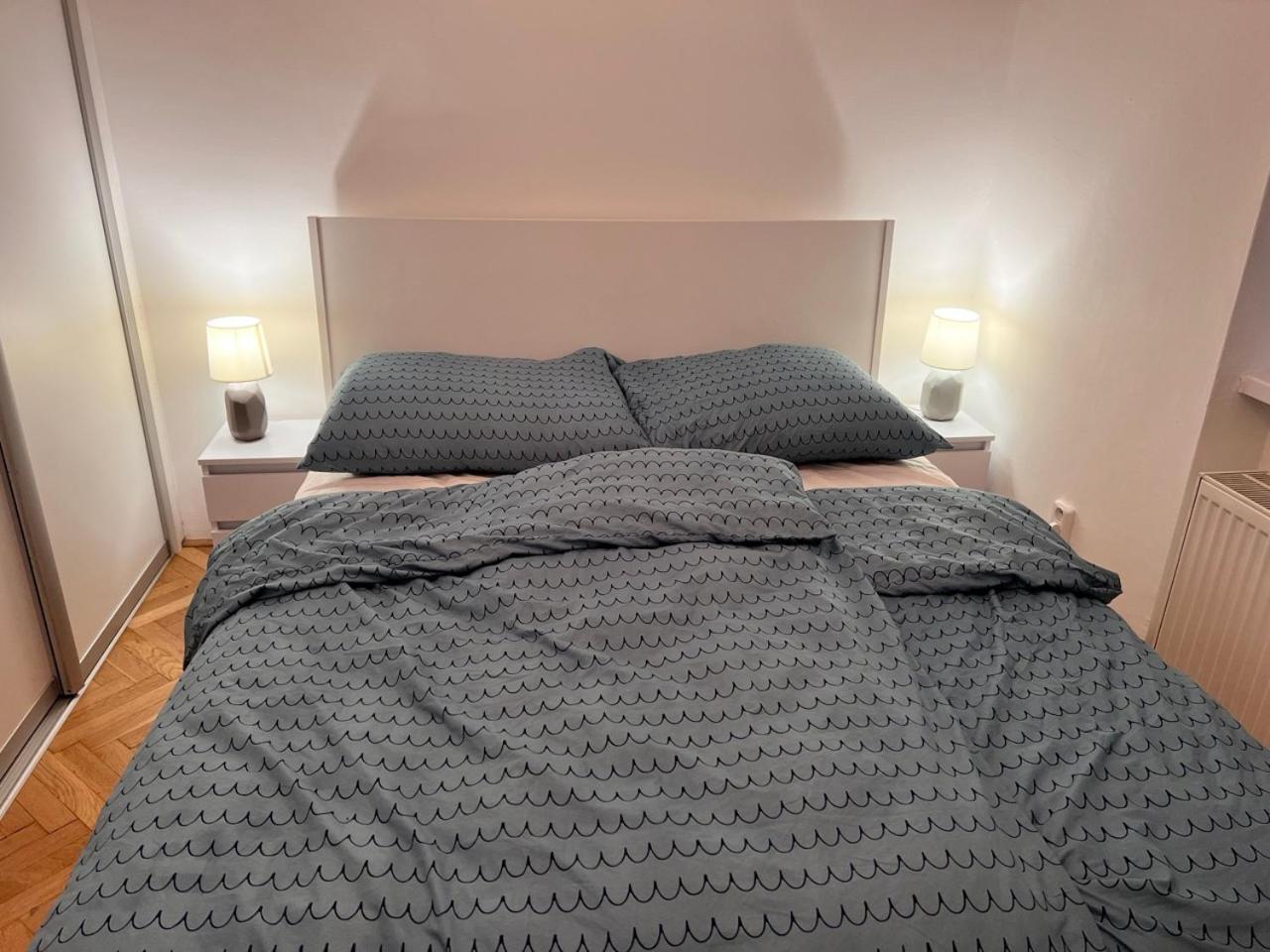 Stylish Flat In City Centre براتسيلافا المظهر الخارجي الصورة